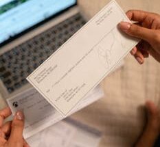 sns소식 ​빗썸에 입금하려면 어떤 은행 계좌가 필요한가요? 확인 부탁드립니다