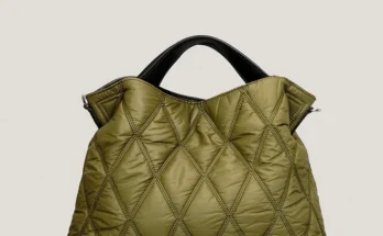 얼른사고싶은 성능 제대로인프리마클라쎄 플러피 패딩 토트백상세히 알려드립니다. 많을까요?