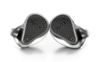 베스트 제품 2025&nbsp;요즘 sns에서 난리난 MOONDROP 변형 2EST + 2BA + DD 이어폰&nbsp; 리뷰 최다로 엄선된 최고의 제품을 소개합니다.